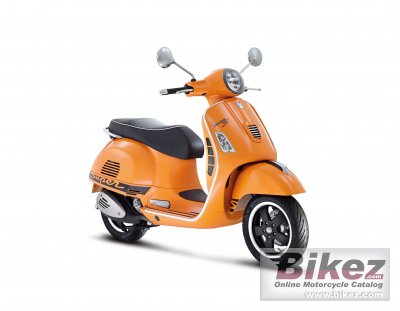 2012 Vespa GTS 300 Super photo